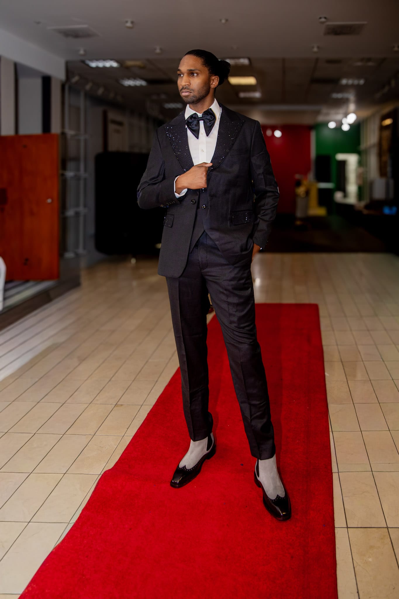 Men's Suit - Image 2